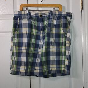 American Eagle Prep Fit  plaid shorts Sz 38